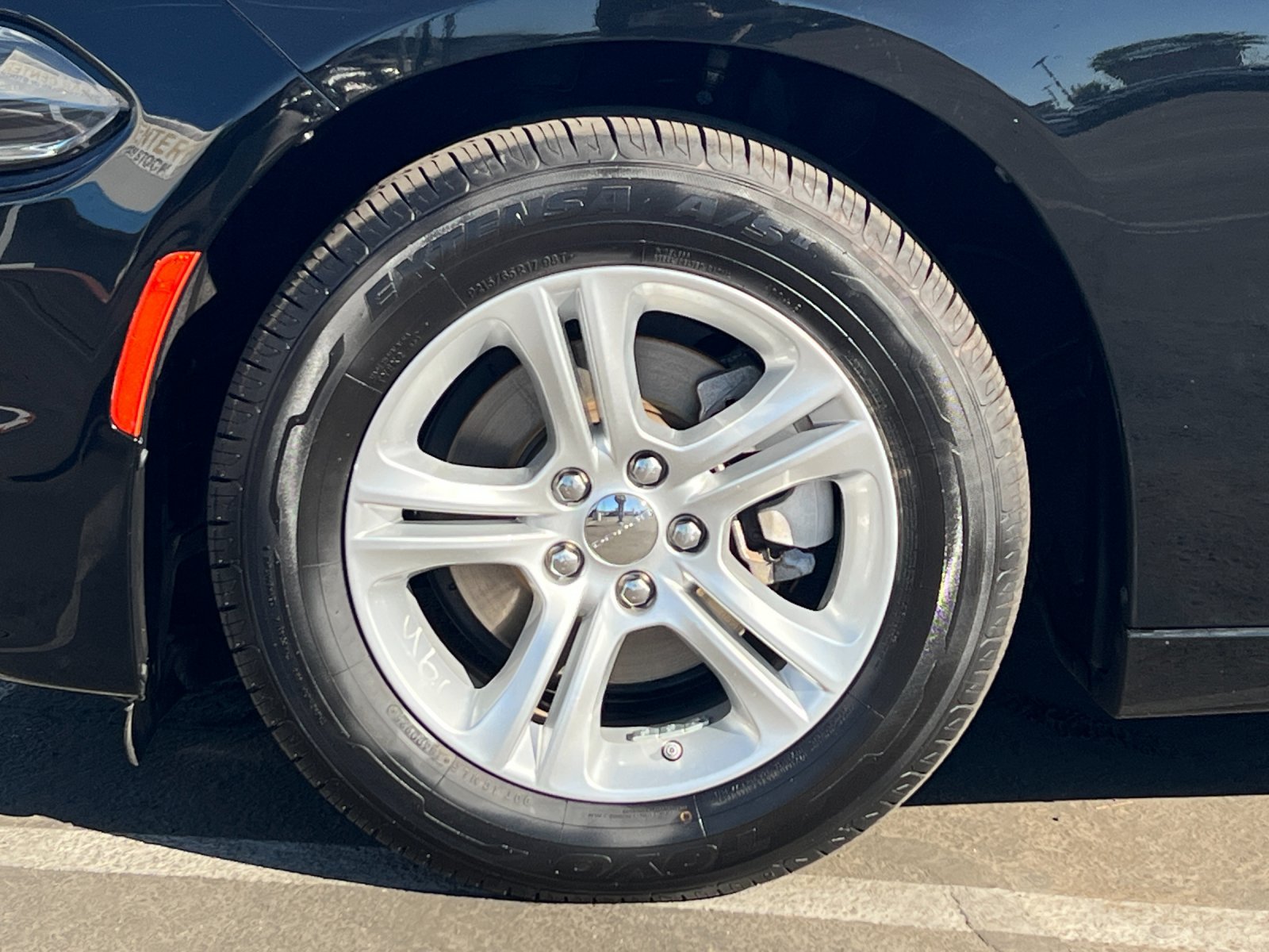 Used 2022 Dodge Charger SXT RWD image 25