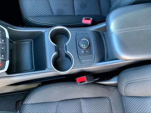 Certified 2023 GMC Terrain SLE image 14