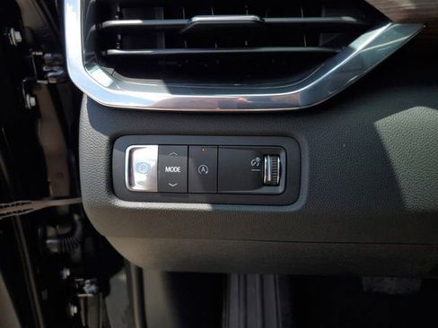 New 2026 GMC Acadia Denali w/ Super Cruise Package FWD image 29