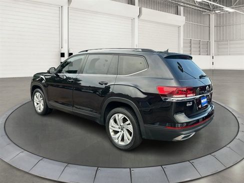 Used 2021 Volkswagen Atlas SE AWD/4WD image 2