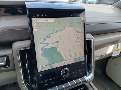 New 2026 GMC Yukon XL Denali w/ Sun & Power Step Package AWD/4WD image 36
