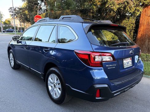 Used 2019 Subaru Outback 2.5i image 5