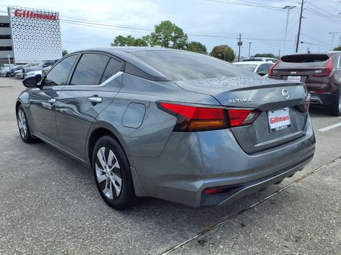 Used 2022 Nissan Altima 2.5 S FWD image 3