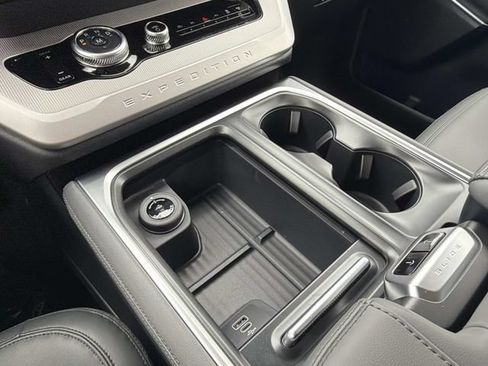 New 2026 Ford Expedition Active RWD image 30