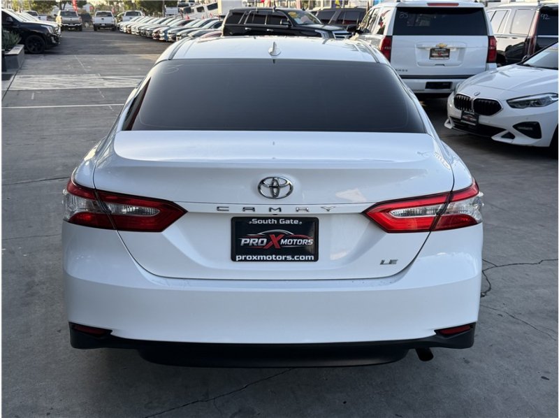 Used 2019 Toyota Camry LE FWD image 12