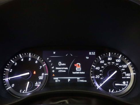 Used 2021 Toyota Highlander XLE FWD image 4