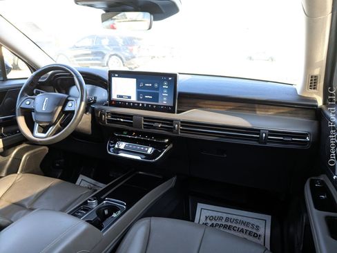 Used 2023 Lincoln Corsair Grand Touring w/ Equipment Group 301A image 22