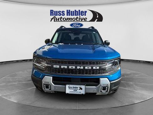 Used 2025 Ford Bronco Sport Badlands AWD/4WD image 2