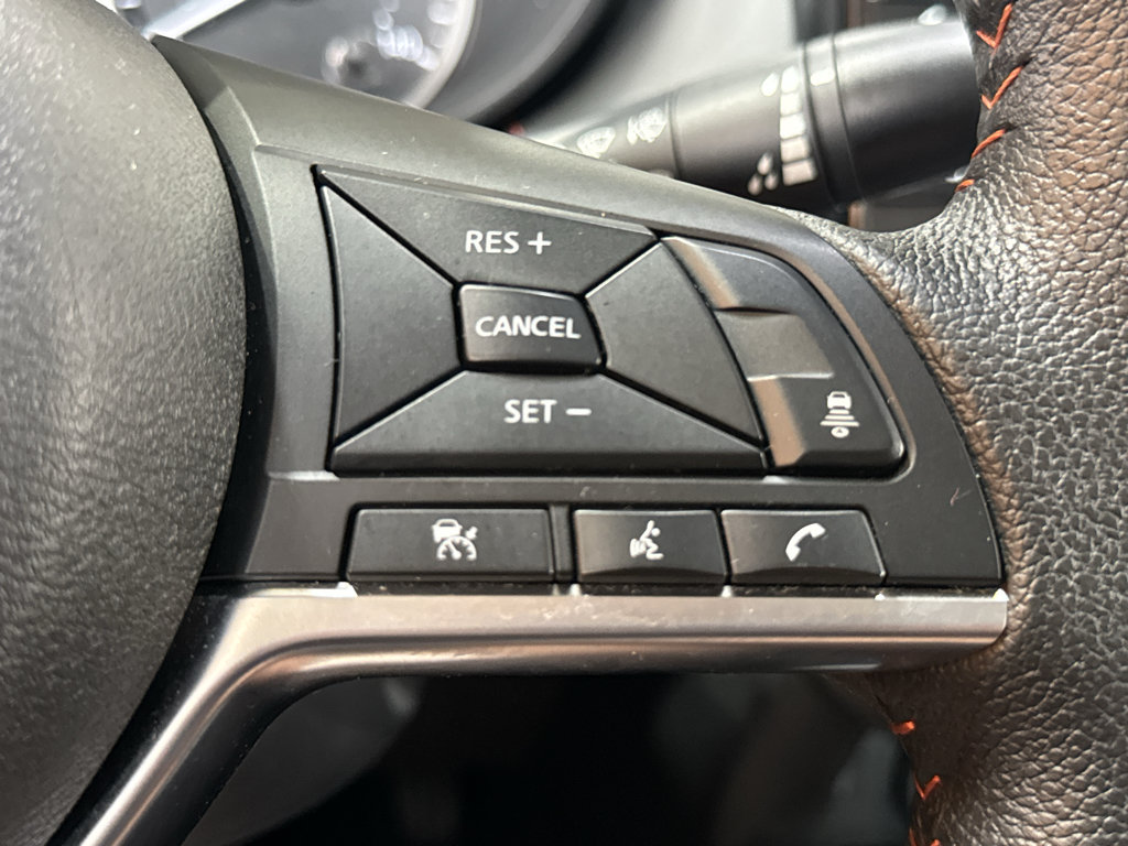 Used 2024 Nissan Versa SR FWD image 23