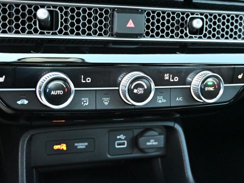 Used 2024 Honda Civic EX image 22