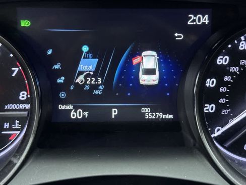 Used 2023 Toyota Camry SE image 18