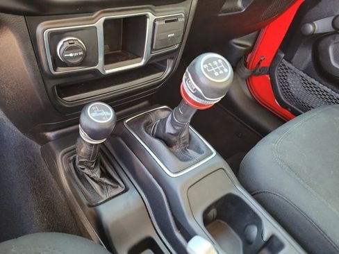 Used 2023 Jeep Gladiator Sport w/ Trailer Tow Package image 33