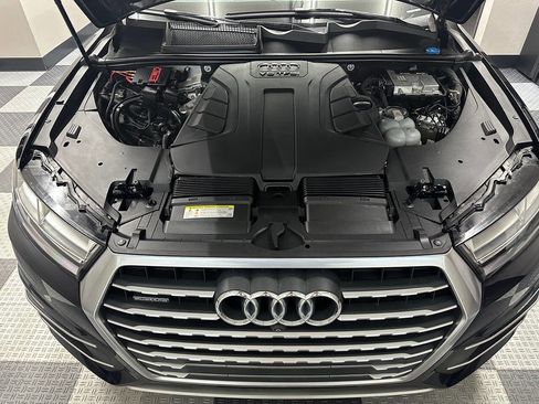 Used 2017 Audi Q7 3.0T Prestige AWD/4WD image 45