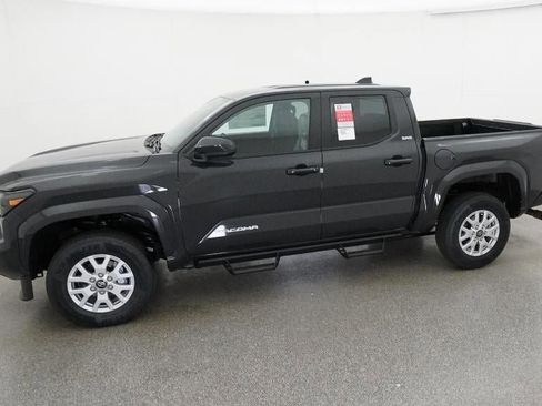 New 2026 Toyota Tacoma SR5 image 2