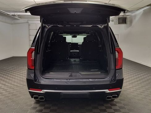 Used 2026 GMC Yukon XL Denali w/ Advanced Technology Package AWD/4WD image 26