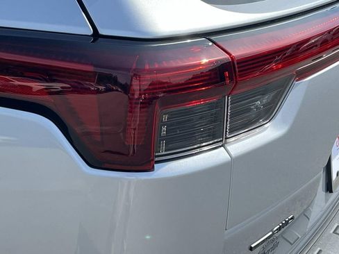 New 2026 Subaru Outback Touring XT AWD/4WD image 10