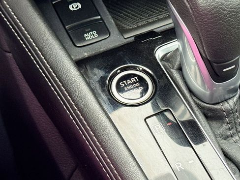 Used 2024 Nissan Kicks SV image 18