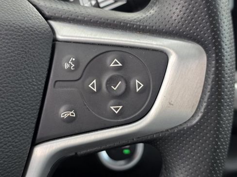 Used 2022 GMC Terrain SLE FWD image 24