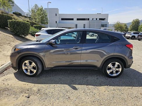 Used 2016 Honda HR-V LX image 13