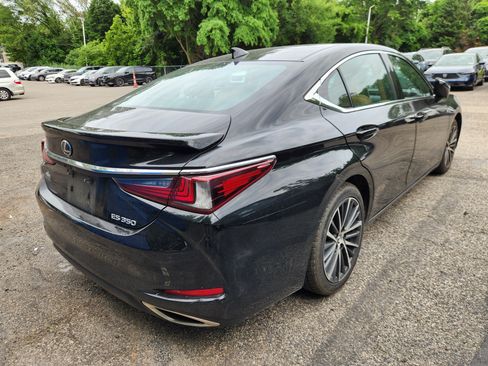 Used 2023 Lexus ES 350 w/ Premium Package FWD image 4