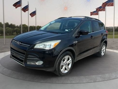 Used 2014 Ford Escape SE w/ Equipment Group 201A FWD image 3