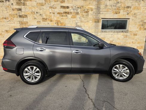 Used 2018 Nissan Rogue S w/ S Value Package image 18