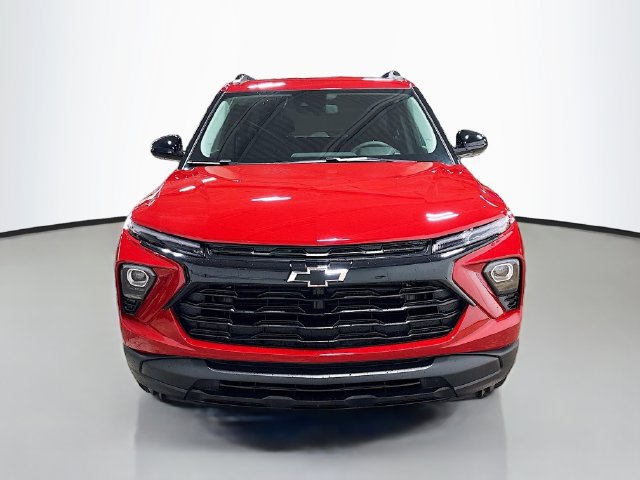 New 2026 Chevrolet TrailBlazer LT w/ Midnight Edition AWD/4WD image 3