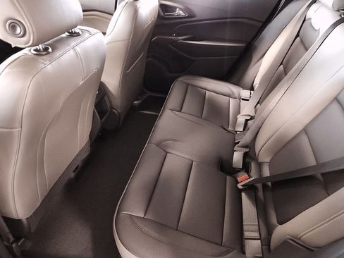 Used 2026 Chevrolet Trax ACTIV image 28