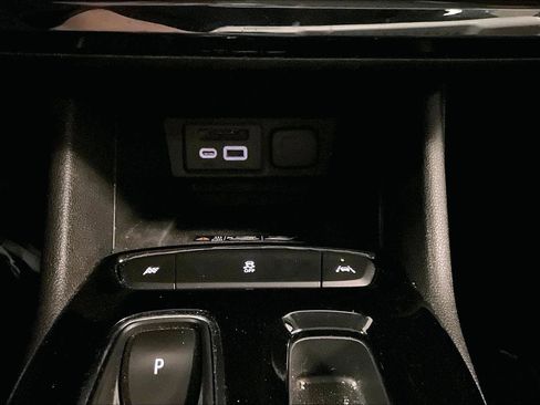 Used 2023 Chevrolet Bolt EUV LT w/ Driver Confidence Package image 31