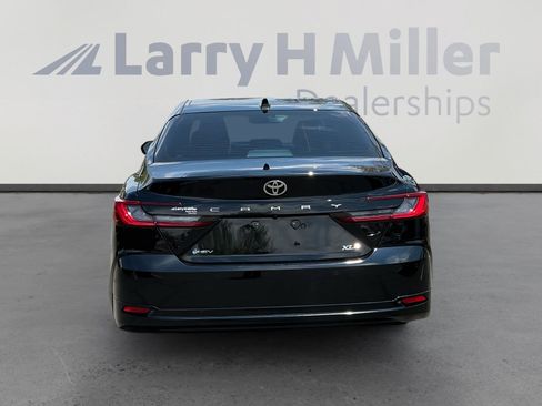 Used 2026 Toyota Camry XLE w/ Premium Plus Package FWD image 4