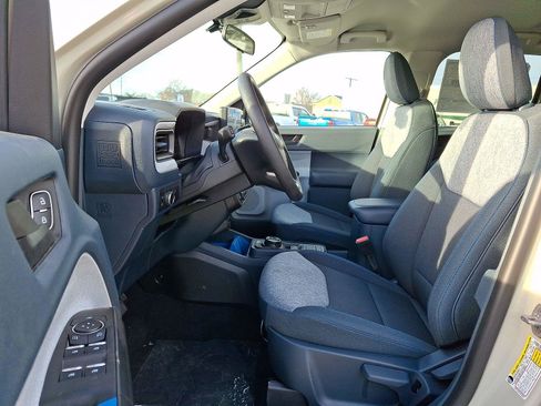 New 2025 Ford Maverick XLT image 10