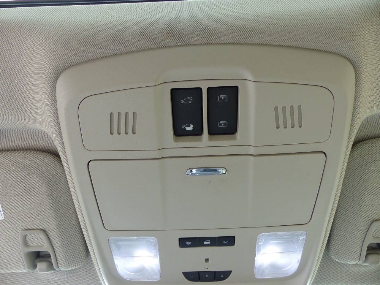 Used 2019 Buick Envision Preferred FWD image 35