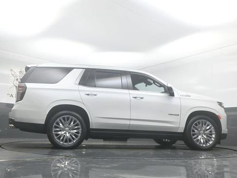 Used 2023 Chevrolet Tahoe High Country w/ Advanced Technology Package AWD/4WD image 55
