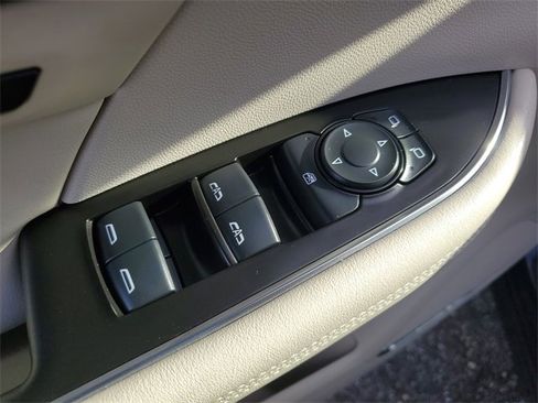 Certified 2023 Buick Envision Avenir image 23