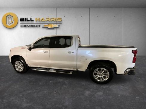 Used 2025 Chevrolet Silverado 1500 LTZ image 11