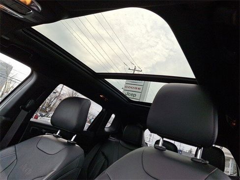 Used 2022 Jeep Compass High Altitude image 14