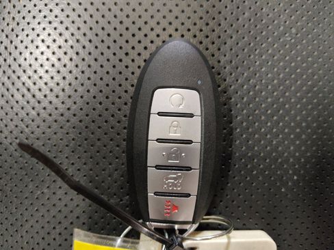 Used 2020 Nissan Rogue SL w/ Premium Package FWD image 32