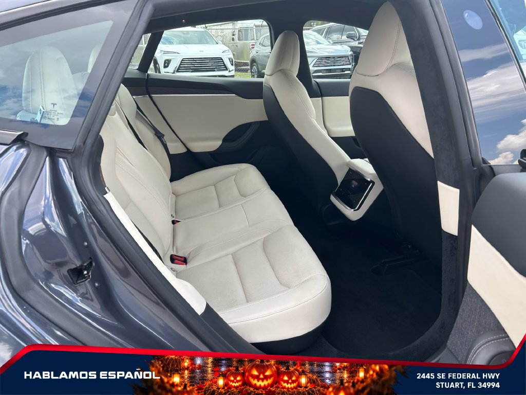 Used 2022 Tesla Model S AWD/4WD image 17