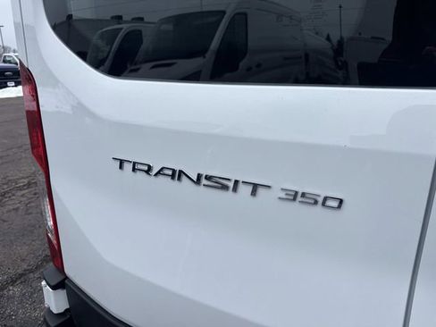 Used 2023 Ford Transit 350 XLT RWD image 5