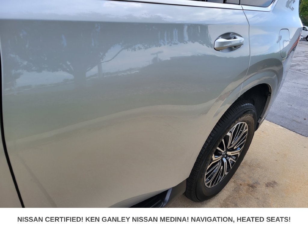 Certified 2025 Nissan Armada SL w/ Captain's Chari Seat Package AWD/4WD image 12