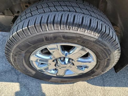 Used 2014 Ford F150 XLT w/ Equipment Group 302A Luxury AWD/4WD image 24