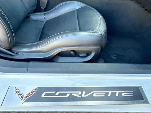 Used 2019 Chevrolet Corvette Stingray w/ Battery Protection Package image 30