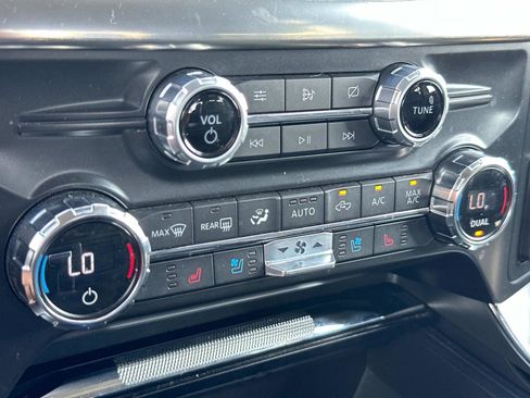 Certified 2021 Ford F150 Lariat w/ Tow Technology Package image 23