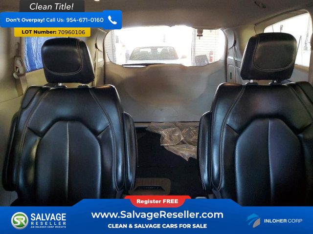 Used 2021 Chrysler Voyager Lxi FWD image 13