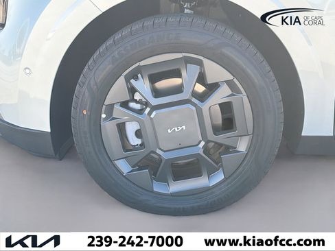 New 2026 Kia Carnival SX image 40