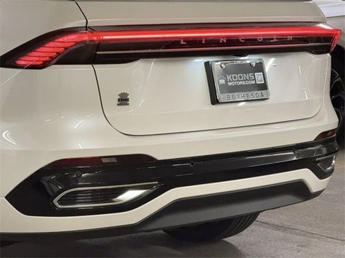 New 2026 Lincoln Nautilus Black Label image 4