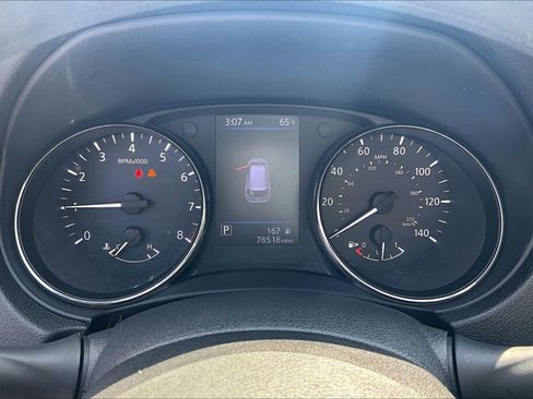 Used 2018 Nissan Rogue S image 8