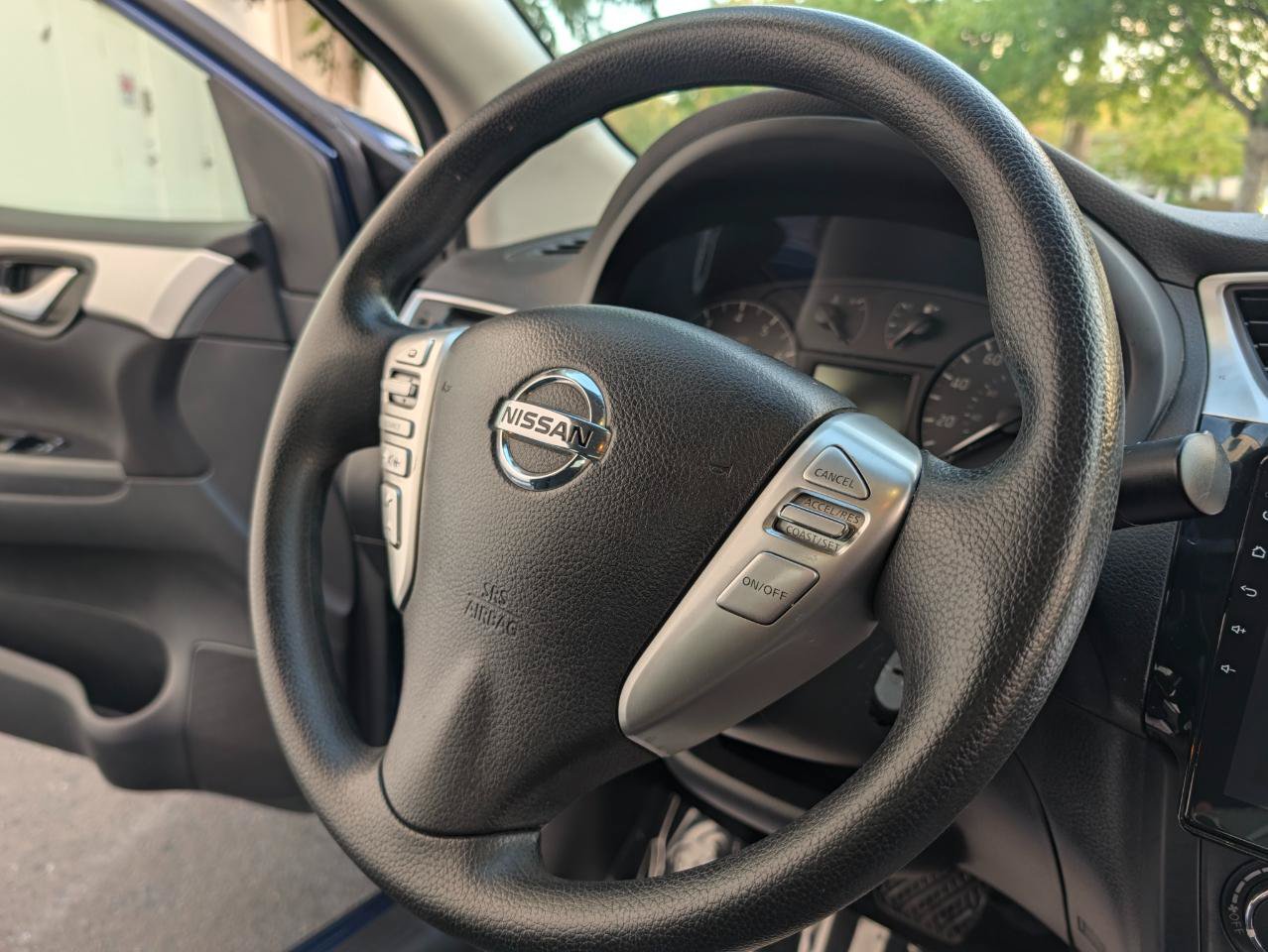 Used 2017 Nissan Sentra S FWD image 14