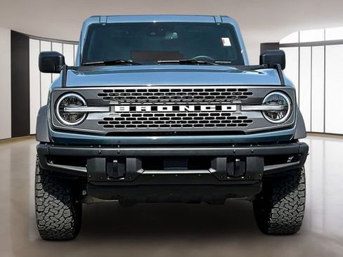 Used 2025 Ford Bronco Badlands AWD/4WD image 2