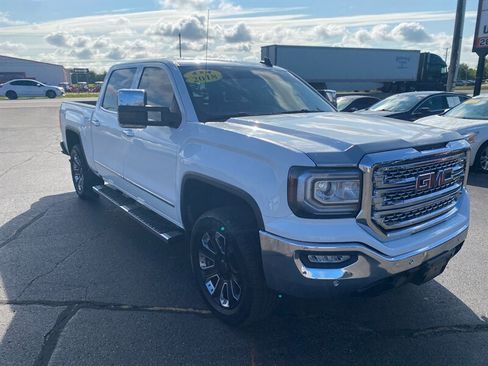 Used 2018 GMC Sierra 1500 SLT w/ SLT Premium Package image 2